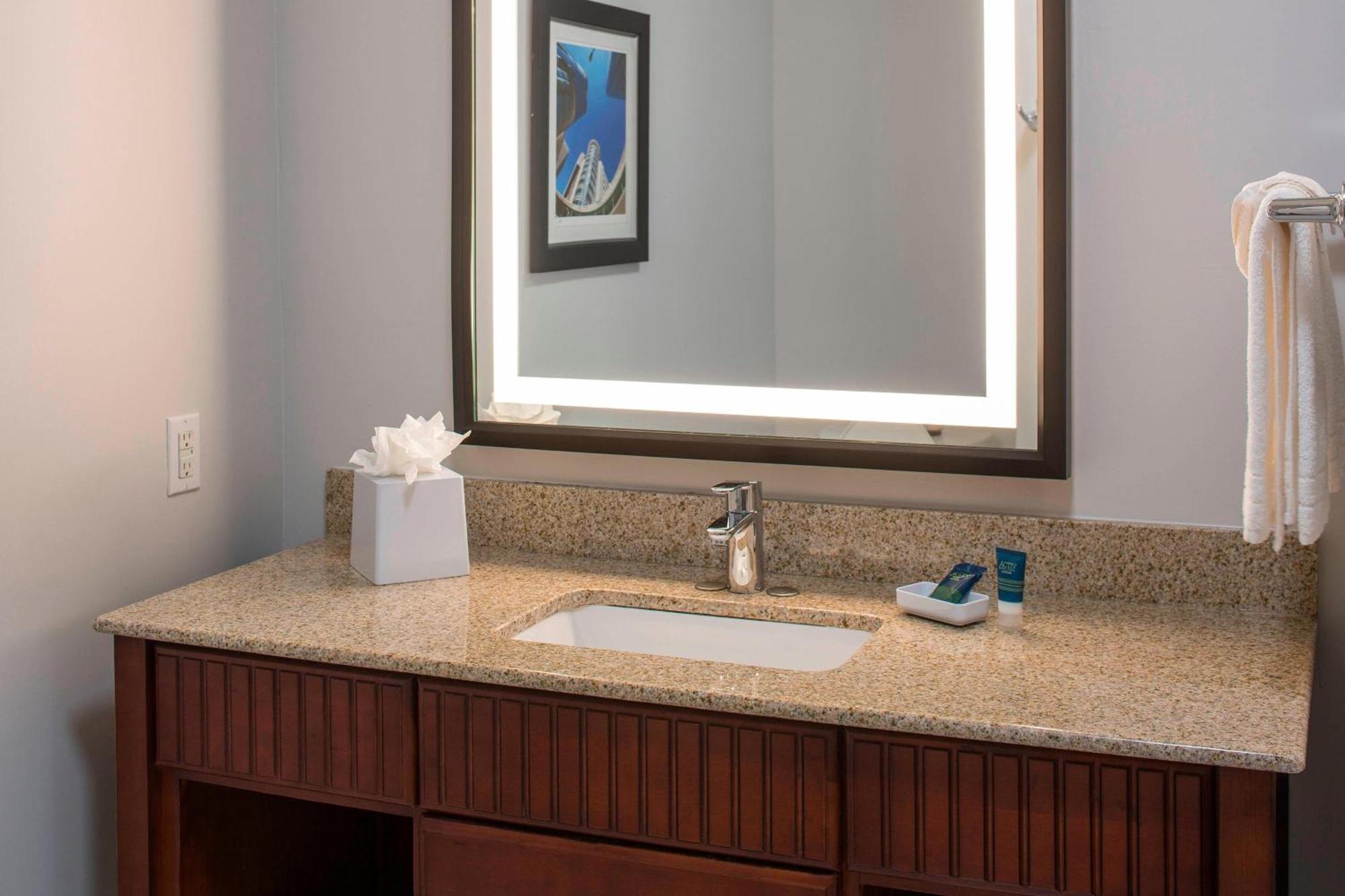 Four Points By Sheraton Houston Hobby Airport מראה חיצוני תמונה